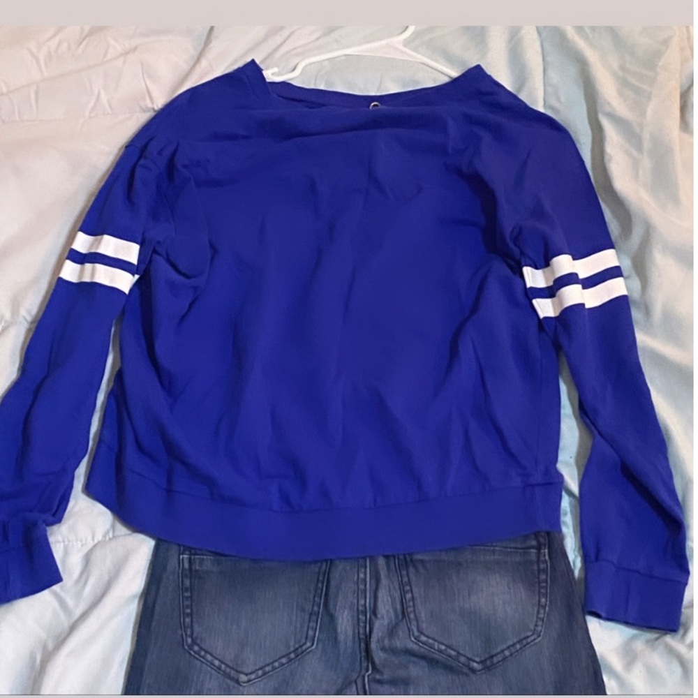 н&м "gαмє σи" ѕωєαтѕнιят 💙 - Picture 3 of 4